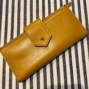 Madewell's "The Post" Wallet
